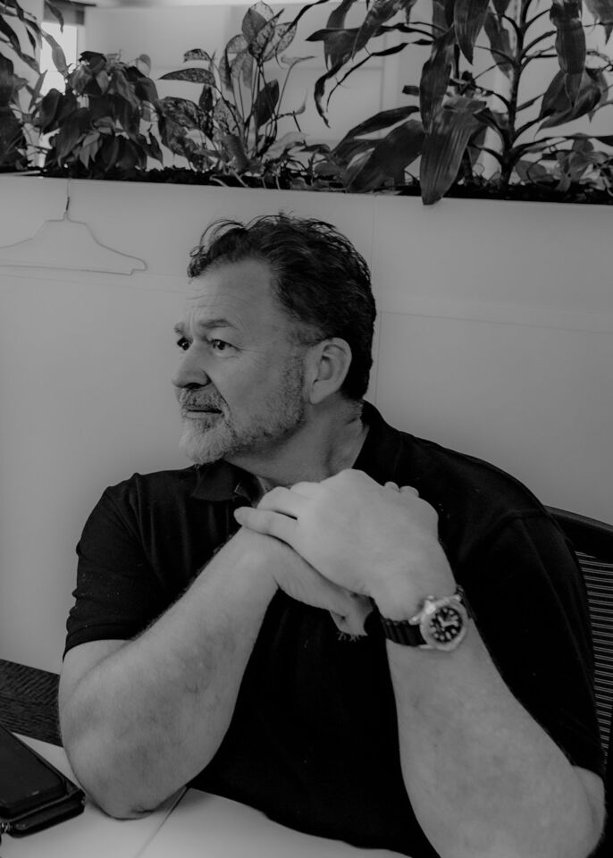 Richard Kinninmont - Senior Associate